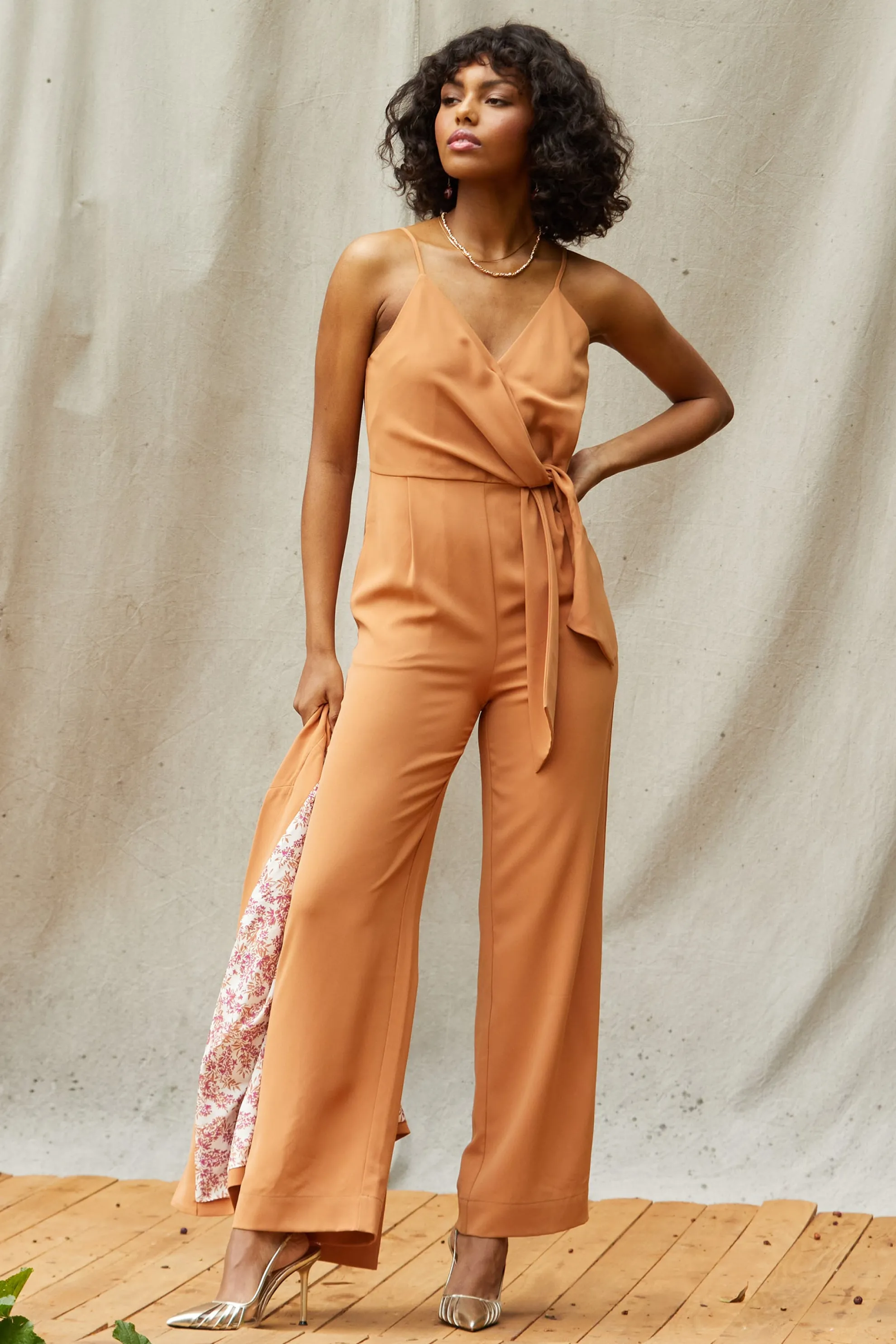 Waist Tie Detail Sleeveless Jumpsuit
